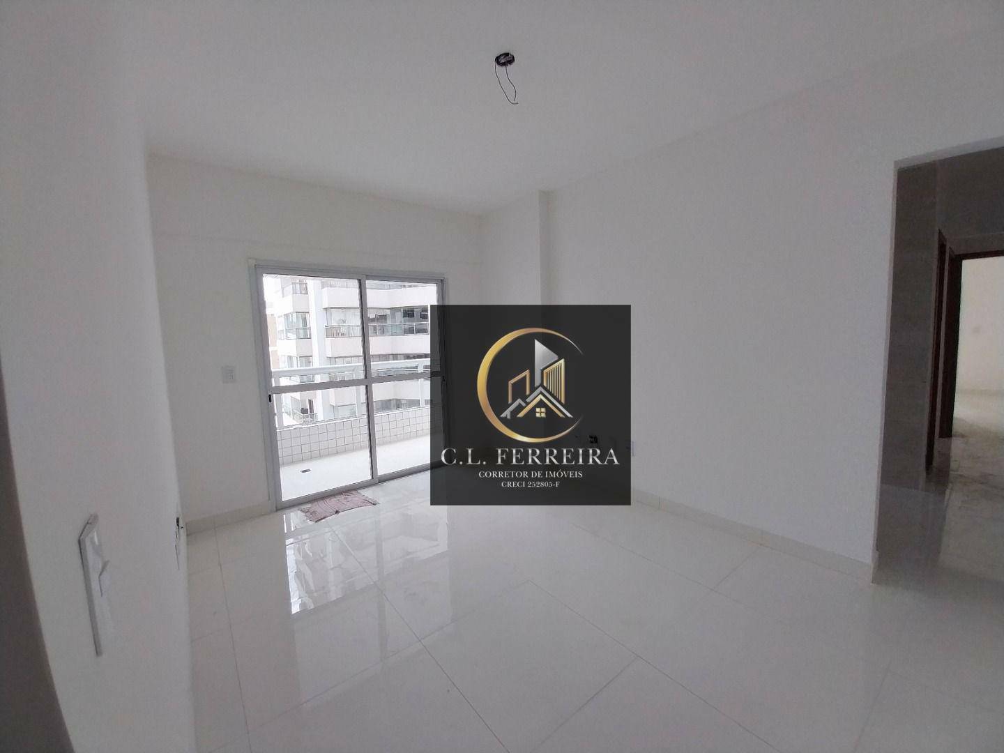 Apartamento à venda com 2 quartos, 68m² - Foto 1