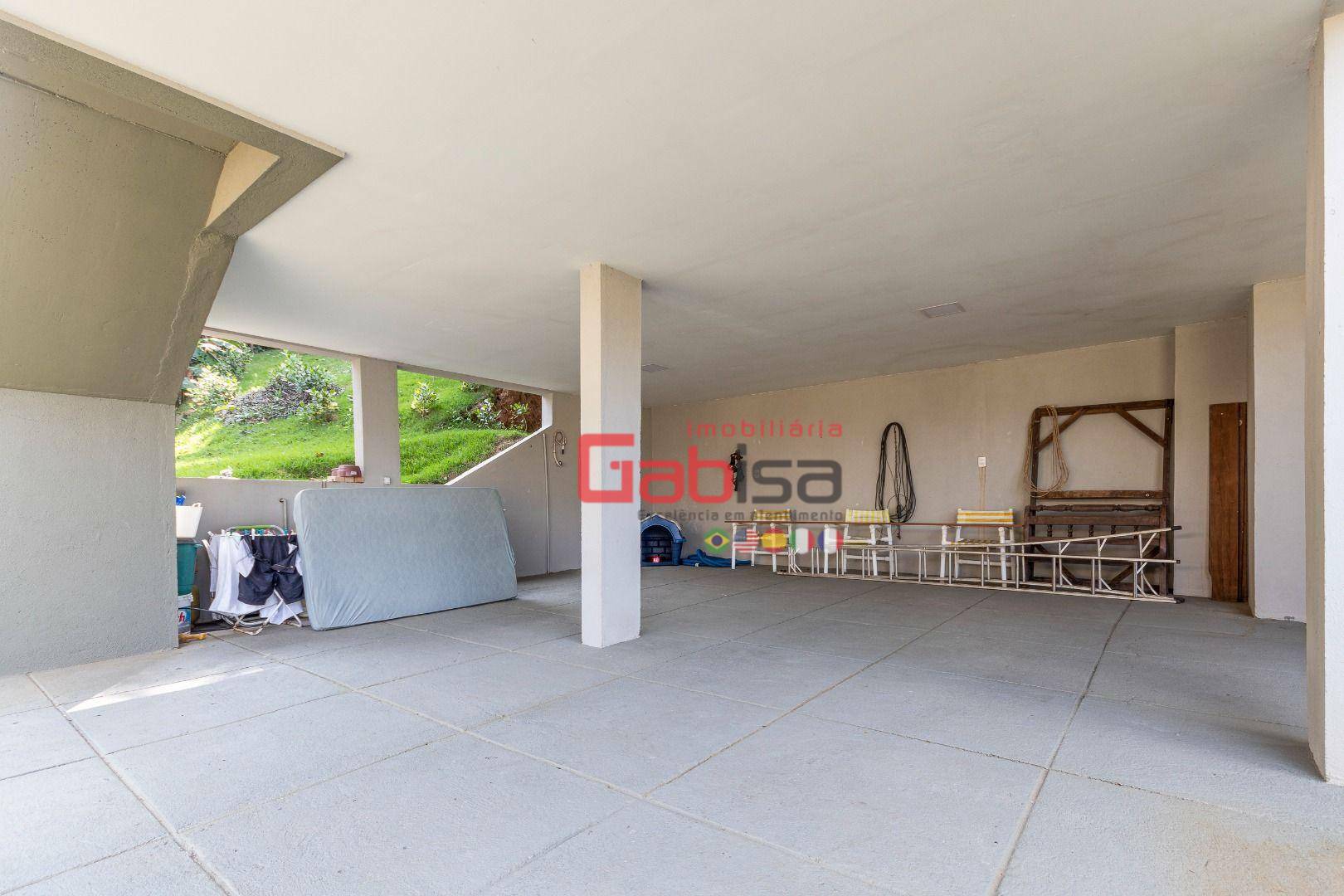 Casa à venda com 6 quartos, 400m² - Foto 31