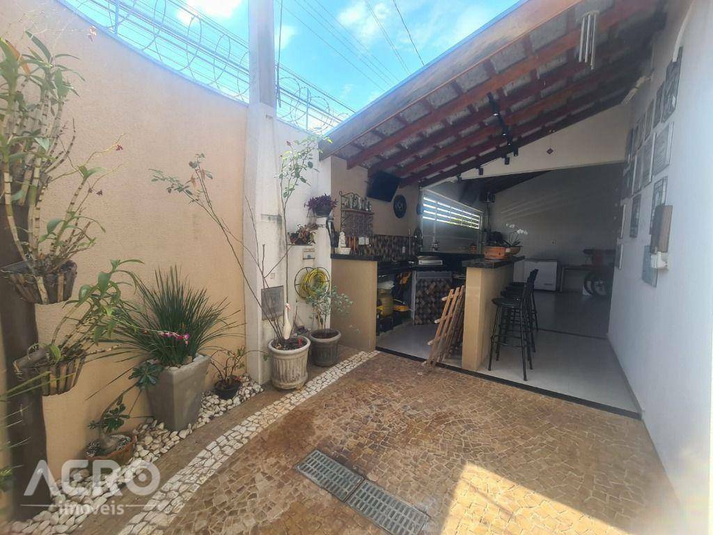 Casa à venda com 3 quartos, 120m² - Foto 13