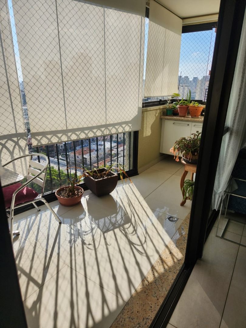 Apartamento à venda com 4 quartos, 195m² - Foto 7