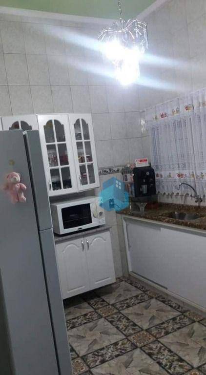 Casa à venda com 2 quartos, 75m² - Foto 6