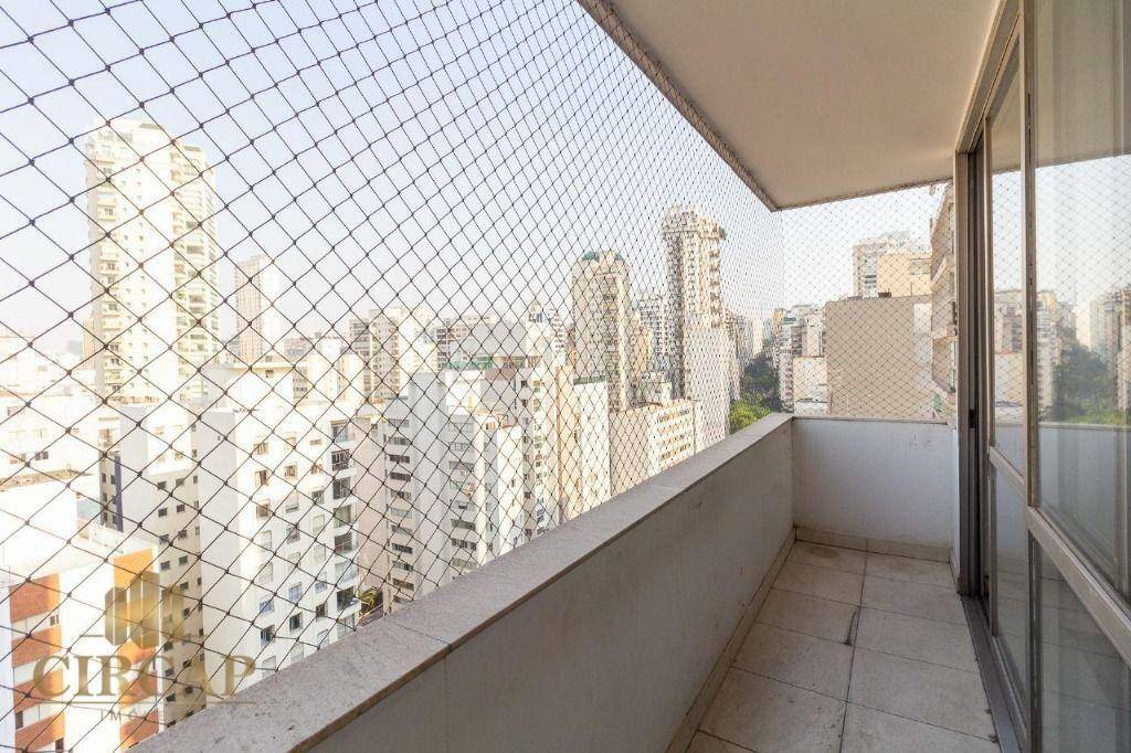 Apartamento à venda com 3 quartos, 180m² - Foto 4