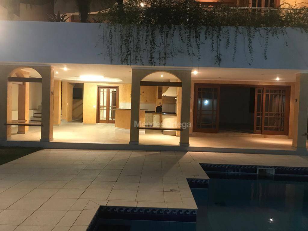 Casa de Condomínio à venda e aluguel com 5 quartos, 534m² - Foto 22