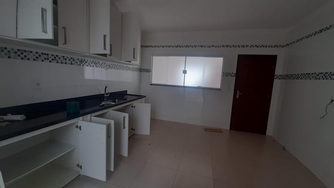 Casa para alugar com 3 quartos, 180m² - Foto 6