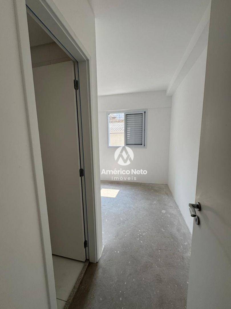 Apartamento à venda com 2 quartos, 67m² - Foto 16