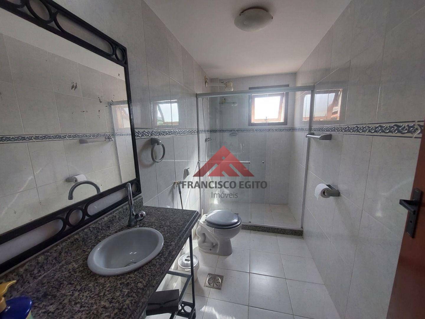 Casa à venda com 5 quartos, 271m² - Foto 29