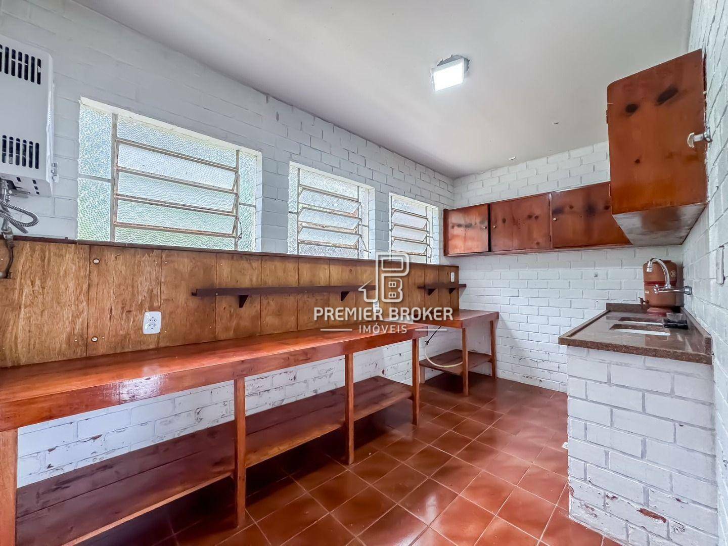 Casa à venda com 3 quartos, 100m² - Foto 9