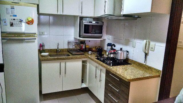 Apartamento à venda com 2 quartos, 74m² - Foto 3