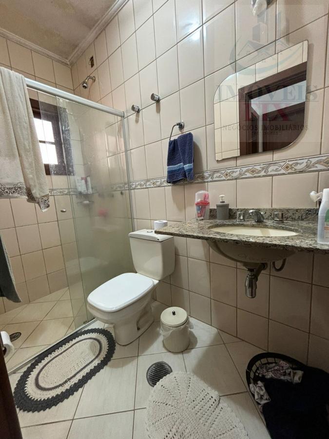 Casa de Condomínio à venda com 3 quartos, 300m² - Foto 24