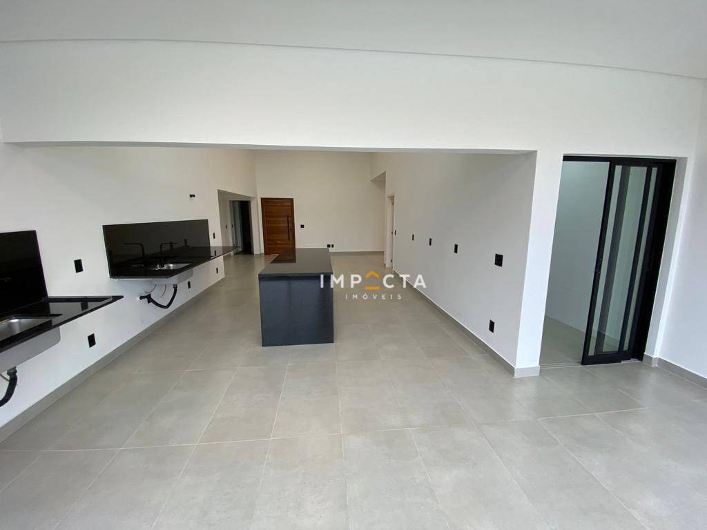 Casa à venda com 3 quartos, 180m² - Foto 8