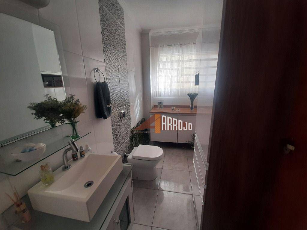 Sobrado à venda com 2 quartos, 131m² - Foto 14