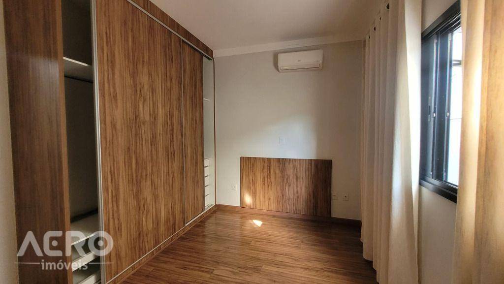 Casa de Condomínio à venda com 3 quartos, 226m² - Foto 28