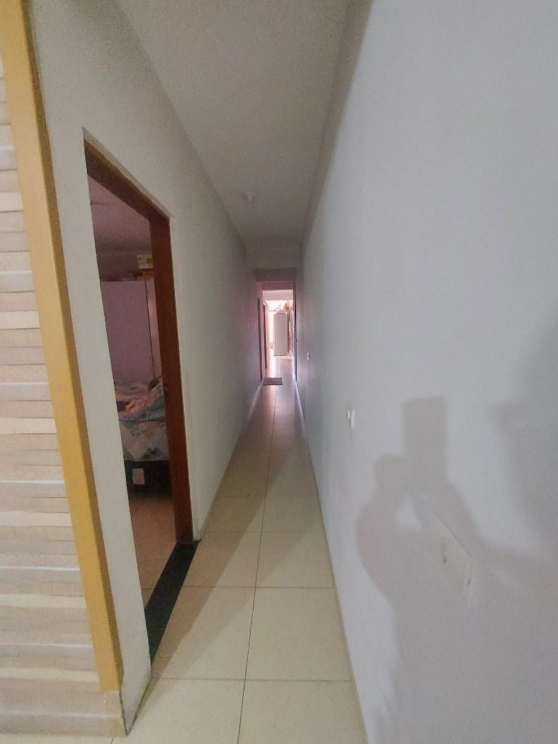 Casa à venda com 2 quartos, 325m² - Foto 12