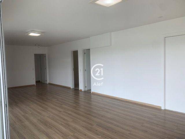 Apartamento à venda com 3 quartos, 241m² - Foto 37