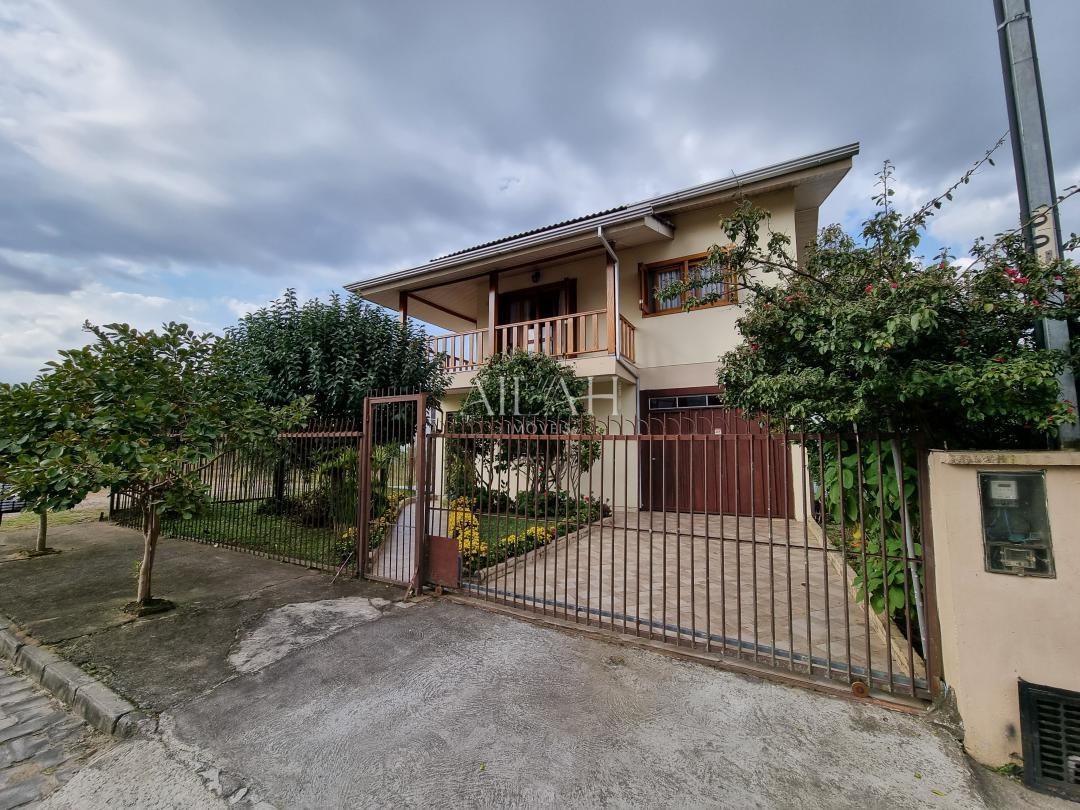 Casa à venda com 2 quartos, 204m² - Foto 1