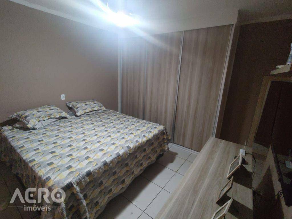 Casa à venda com 2 quartos, 135m² - Foto 7