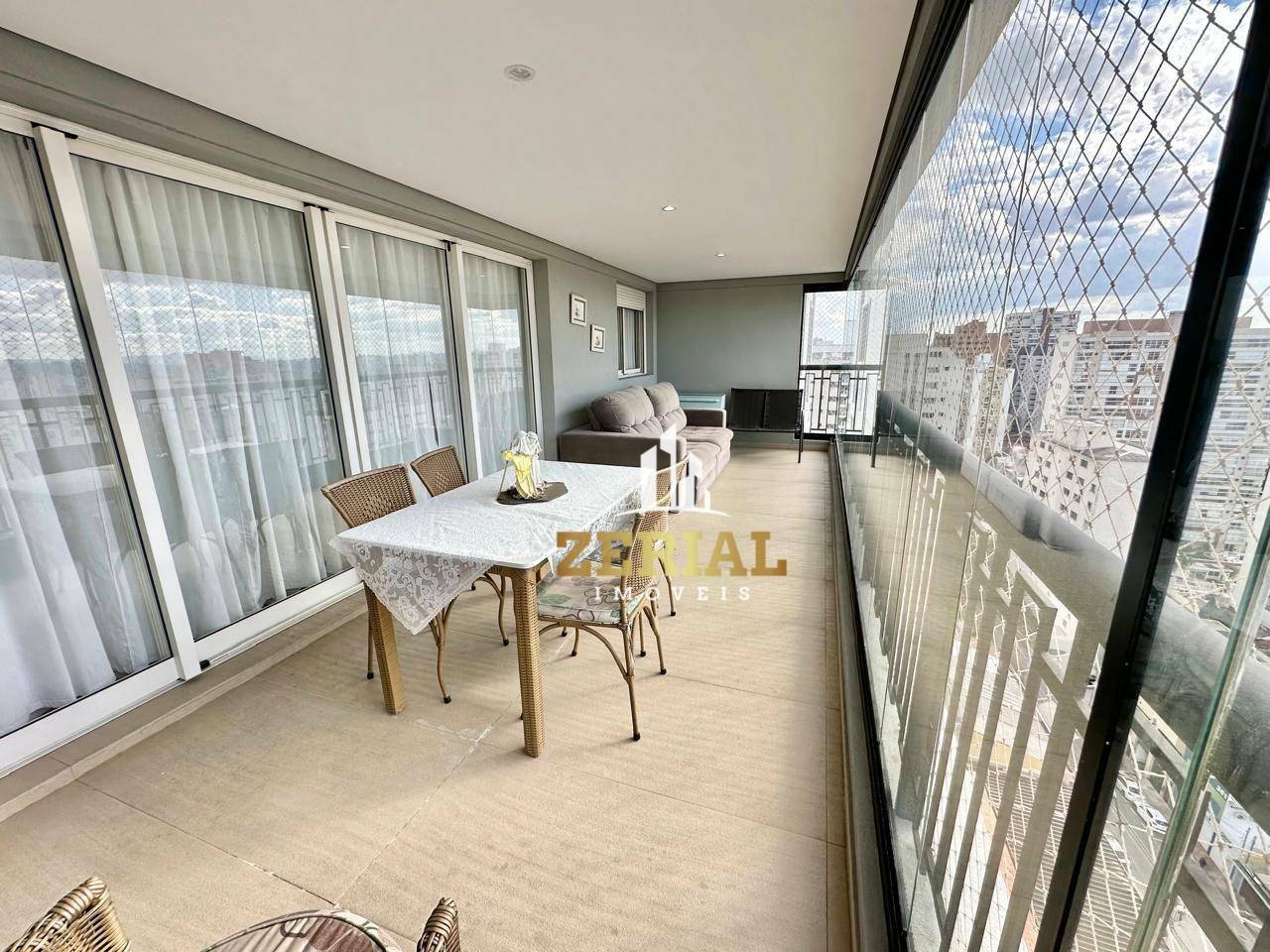 Apartamento para alugar com 3 quartos, 175m² - Foto 2