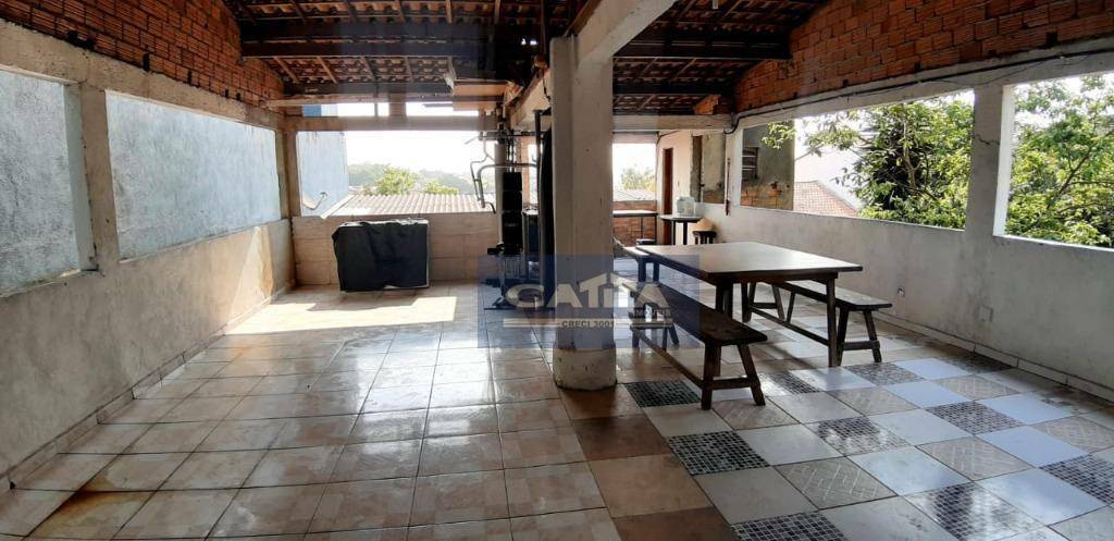 Casa à venda com 4 quartos, 146m² - Foto 2