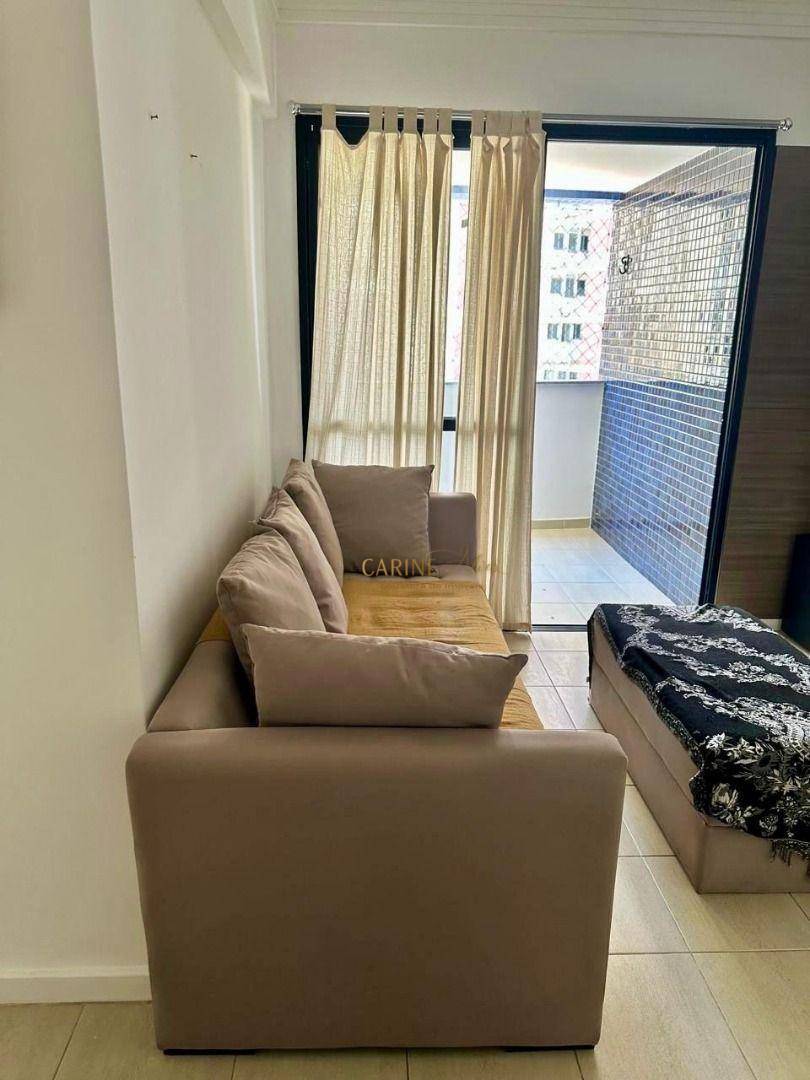 Apartamento para alugar com 2 quartos, 70m² - Foto 2