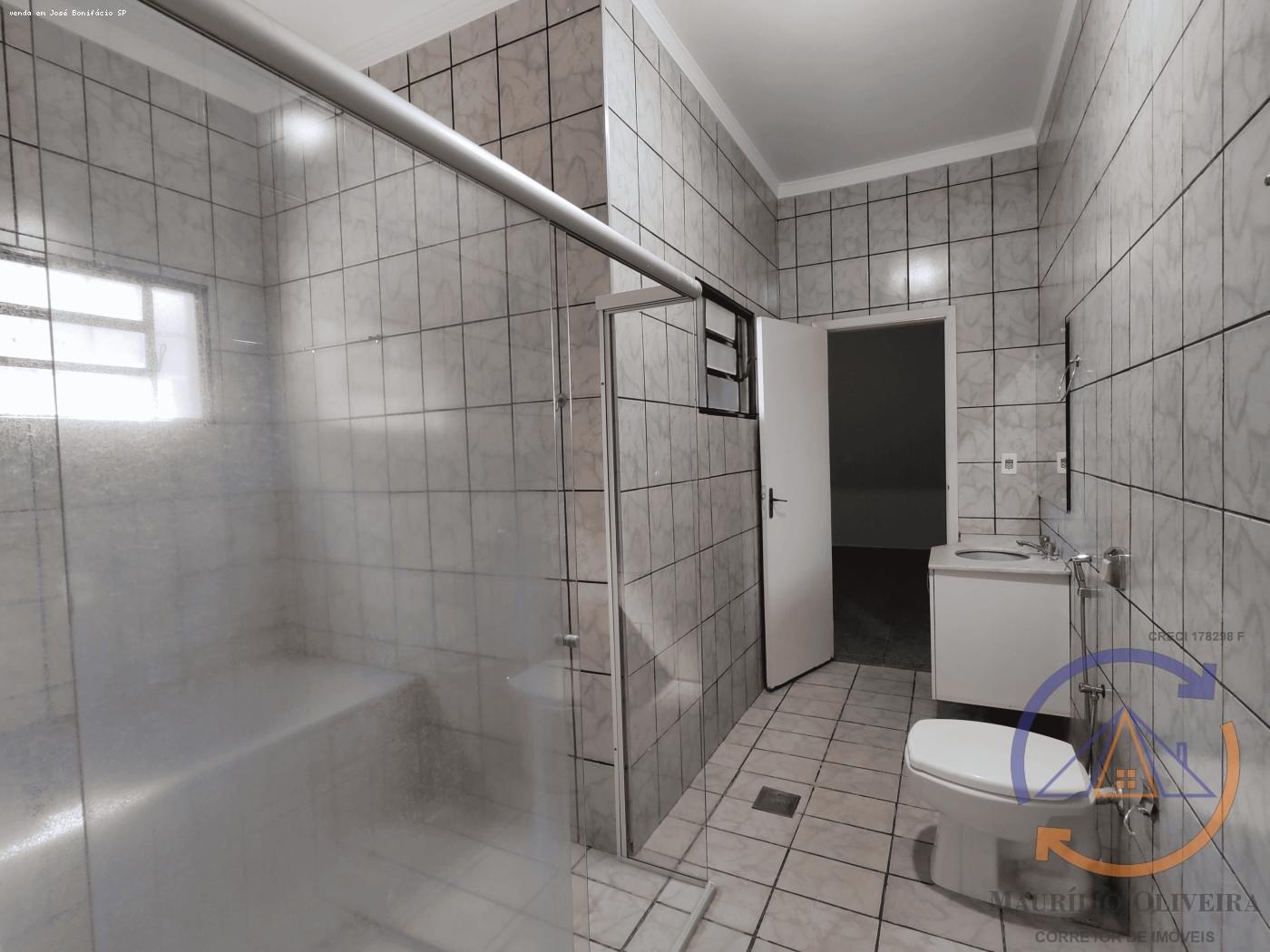 Casa à venda com 3 quartos, 300m² - Foto 15