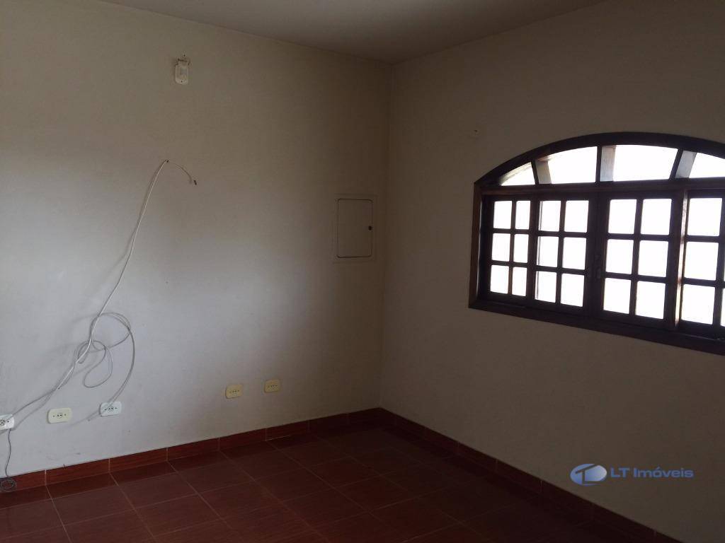 Sobrado para alugar com 3 quartos, 160m² - Foto 8