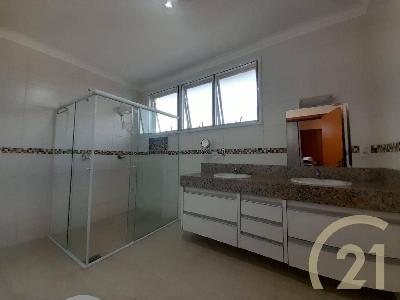 Casa de Condomínio à venda e aluguel com 4 quartos, 355m² - Foto 24