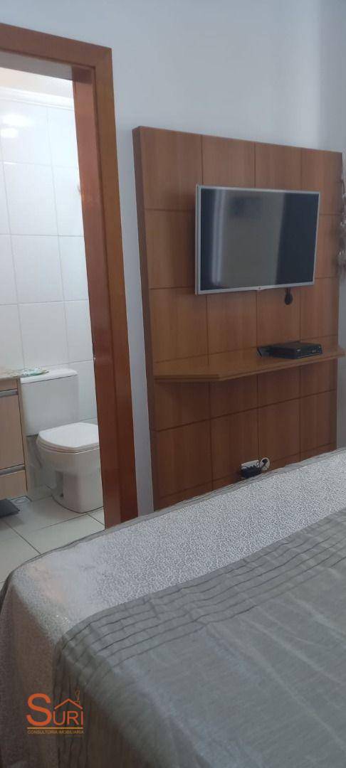 Apartamento à venda com 2 quartos, 70m² - Foto 11