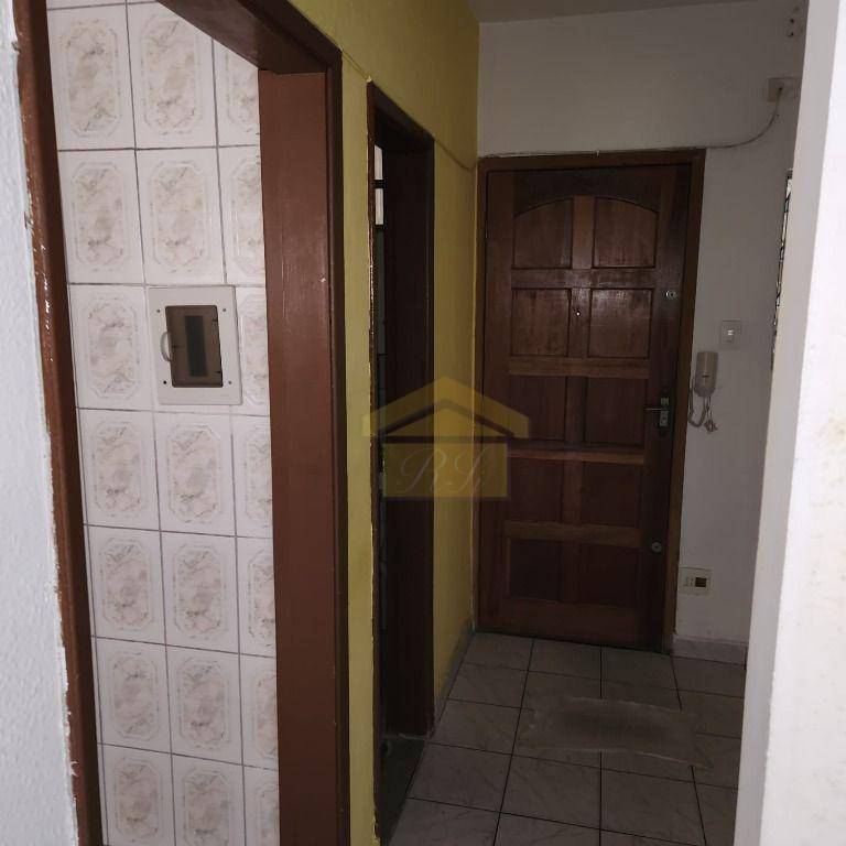 Apartamento à venda com 1 quarto, 35m² - Foto 9