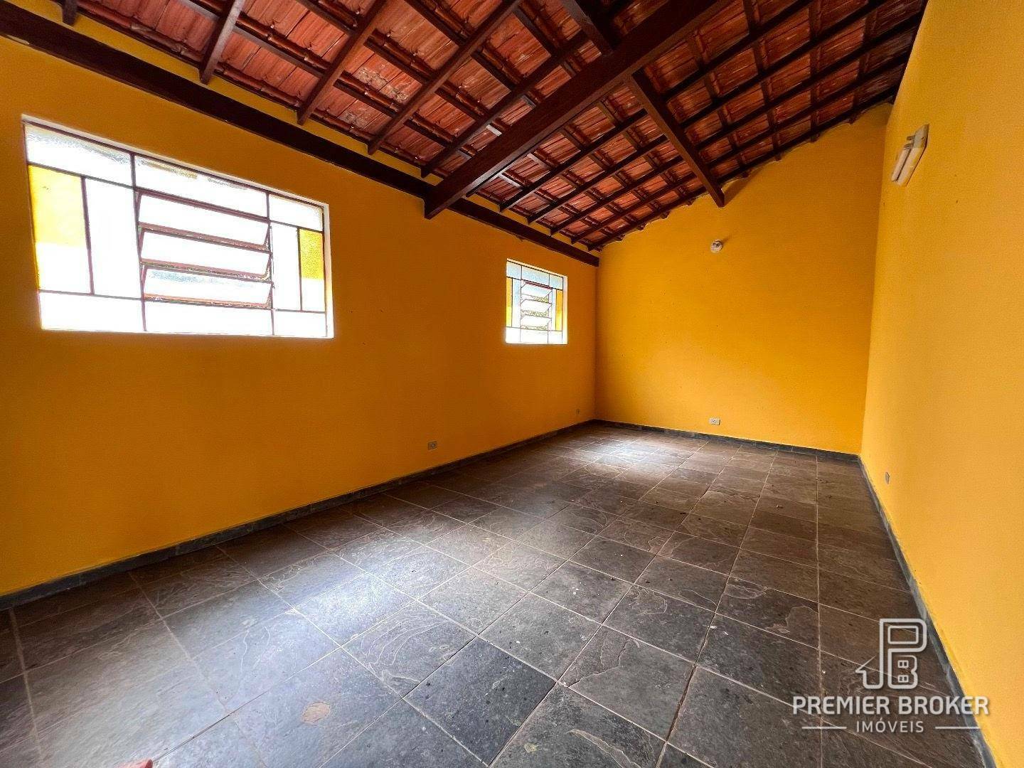 Casa à venda com 9 quartos, 760m² - Foto 42