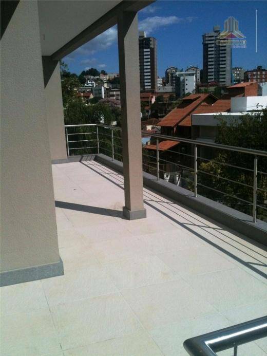 Casa à venda com 4 quartos, 420m² - Foto 2