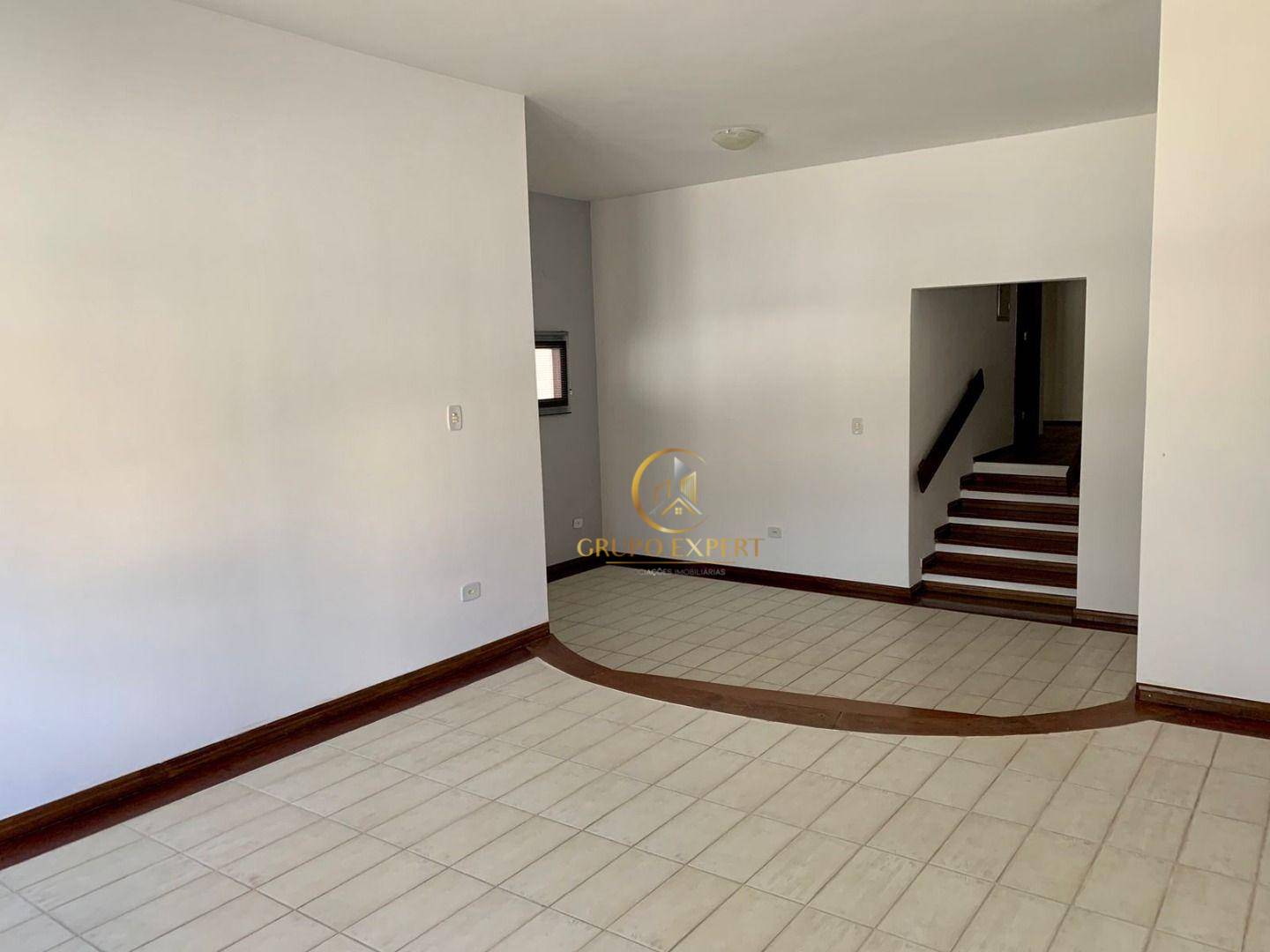 Sobrado à venda com 4 quartos, 210m² - Foto 4