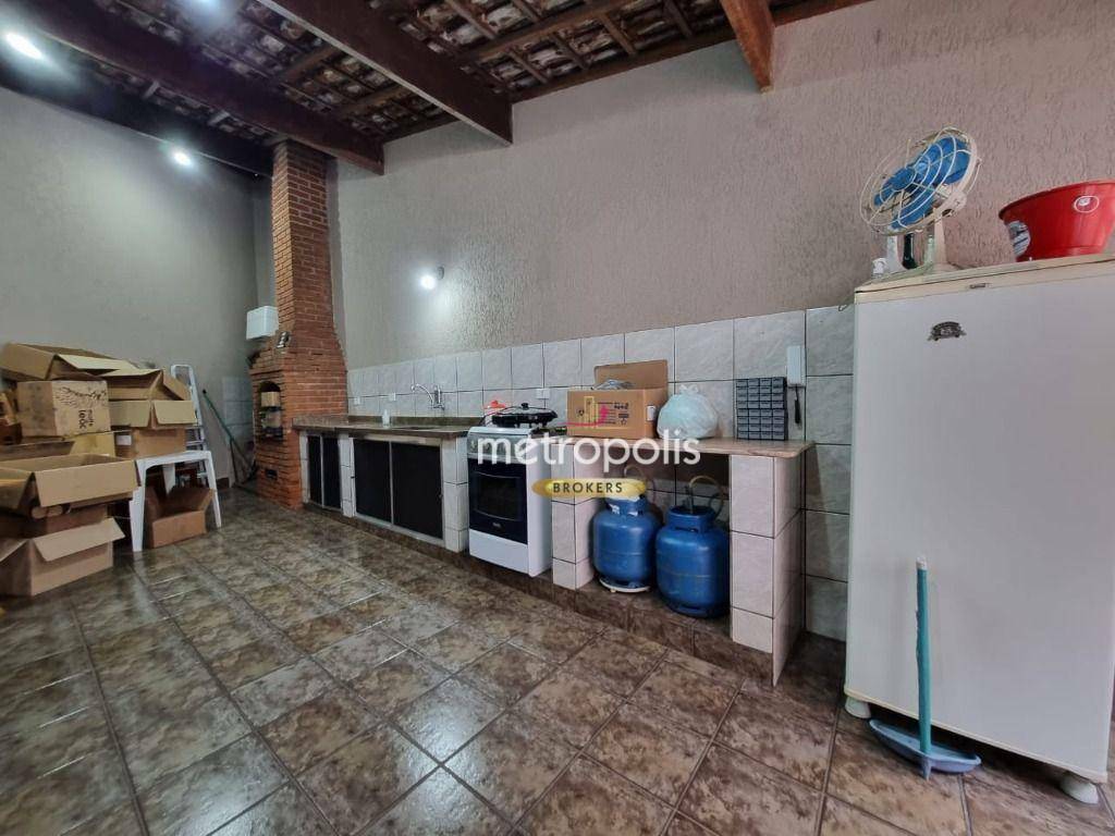 Sobrado à venda com 3 quartos, 250m² - Foto 23