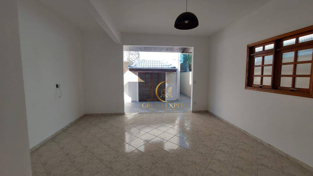 Sobrado à venda com 3 quartos, 251m² - Foto 21