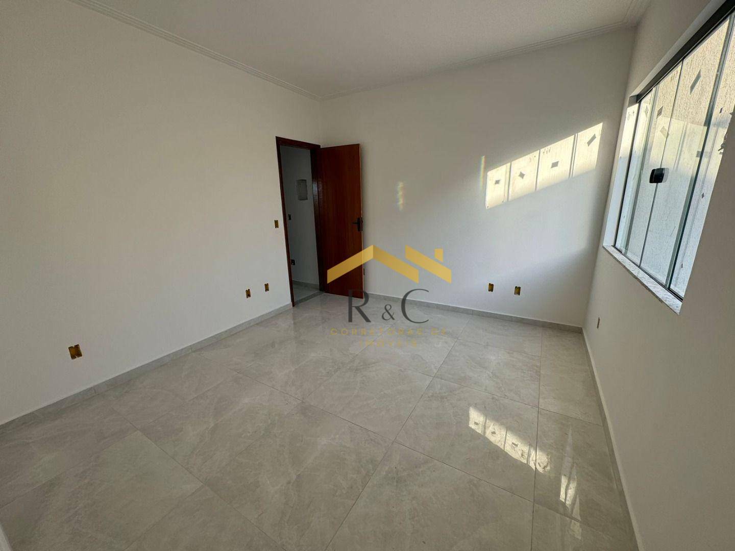 Casa à venda com 3 quartos, 110m² - Foto 6