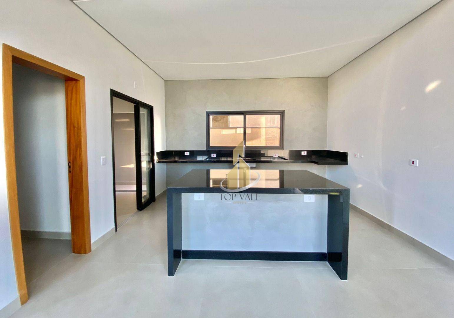 Sobrado à venda com 3 quartos, 333m² - Foto 8