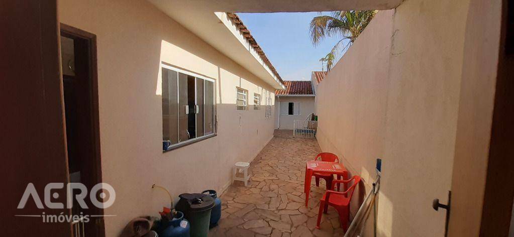 Casa à venda com 3 quartos, 150m² - Foto 17