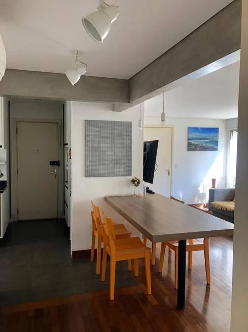 Apartamento à venda com 2 quartos, 100m² - Foto 3