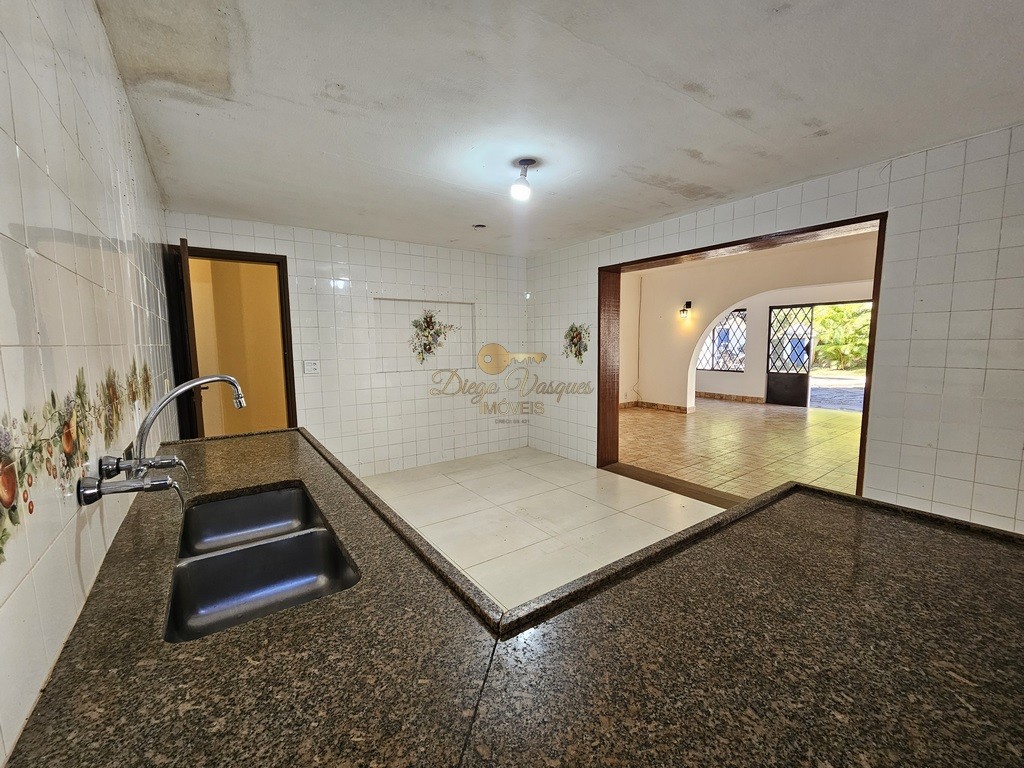 Casa à venda com 3 quartos, 253m² - Foto 23