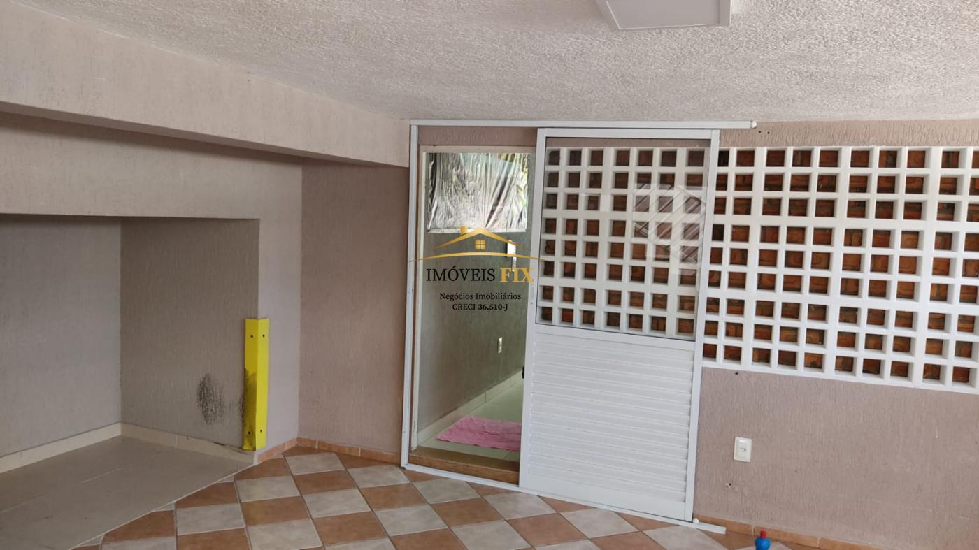 Casa à venda com 3 quartos, 165m² - Foto 8