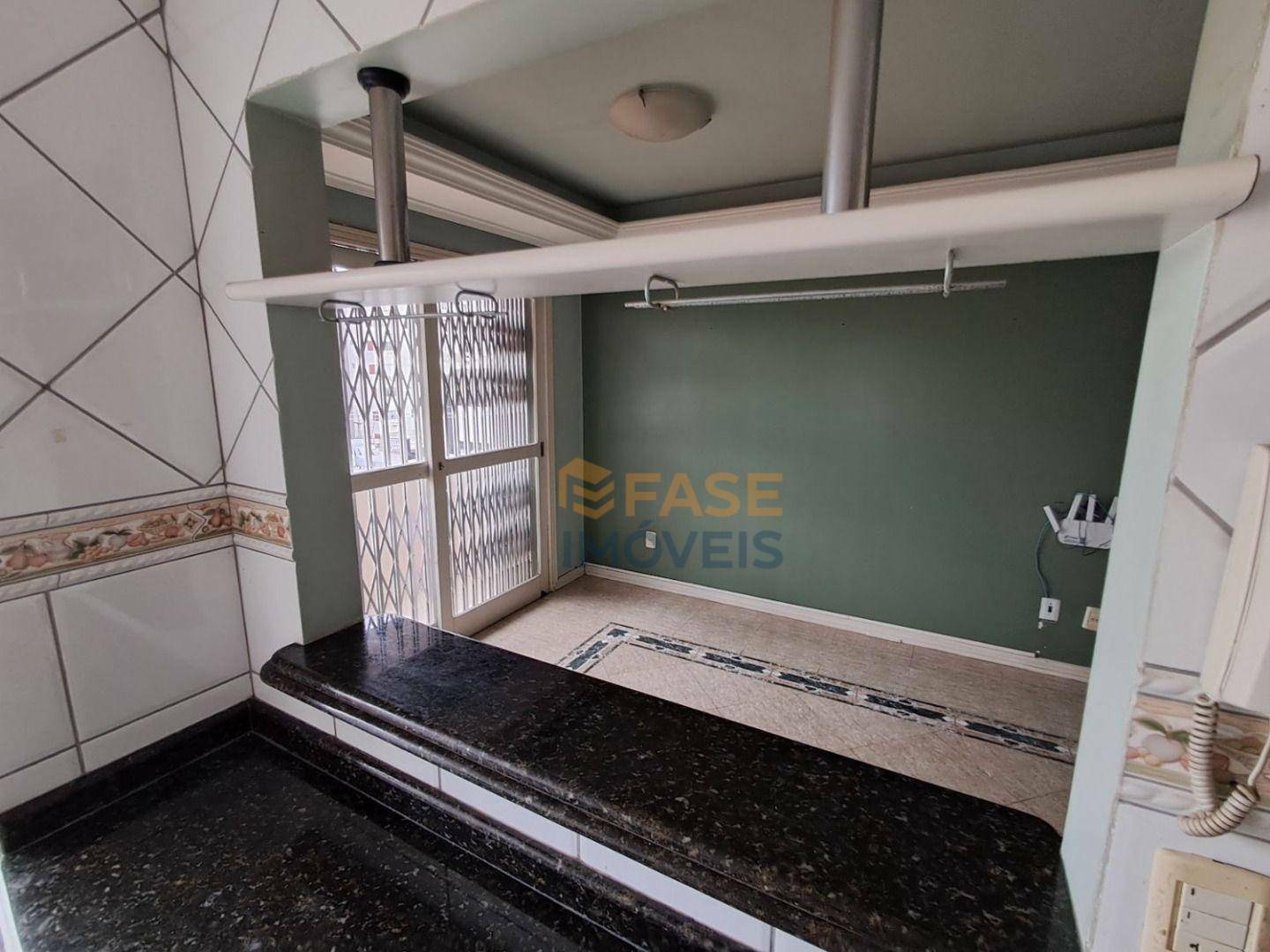 Apartamento à venda com 3 quartos, 78m² - Foto 2