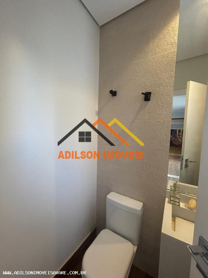 Casa à venda com 3 quartos, 210m² - Foto 11