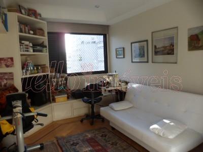 Apartamento à venda com 3 quartos, 240m² - Foto 8