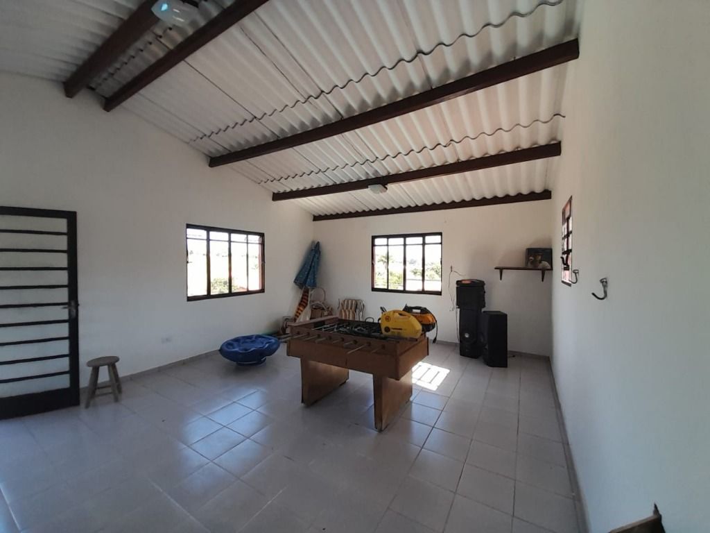 Chácara à venda com 4 quartos, 800m² - Foto 17