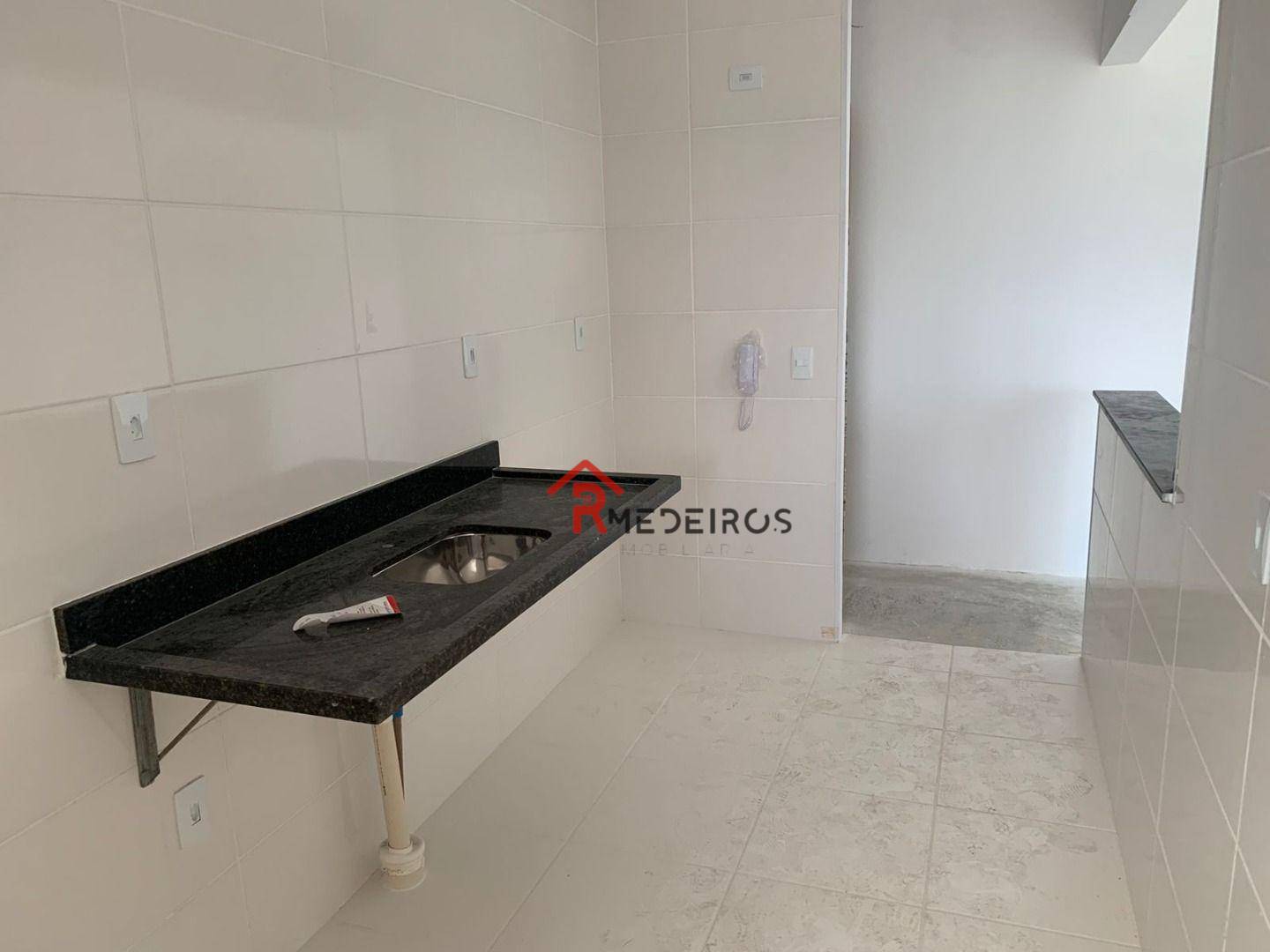 Apartamento à venda com 2 quartos, 69m² - Foto 13