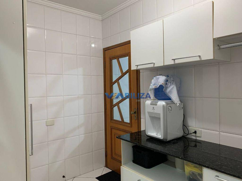 Sobrado para alugar com 4 quartos, 206m² - Foto 13