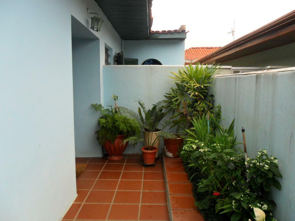 Casa à venda com 3 quartos, 250m² - Foto 4