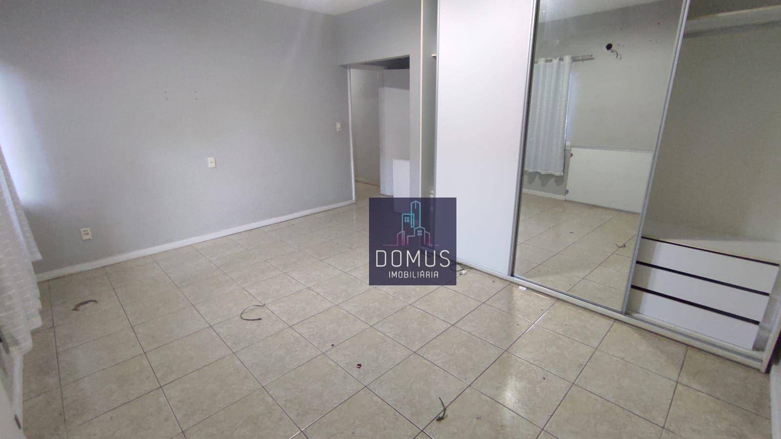 Casa à venda e aluguel com 5 quartos, 720m² - Foto 5