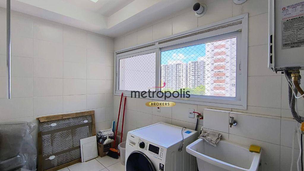 Apartamento para alugar com 3 quartos, 234m² - Foto 11