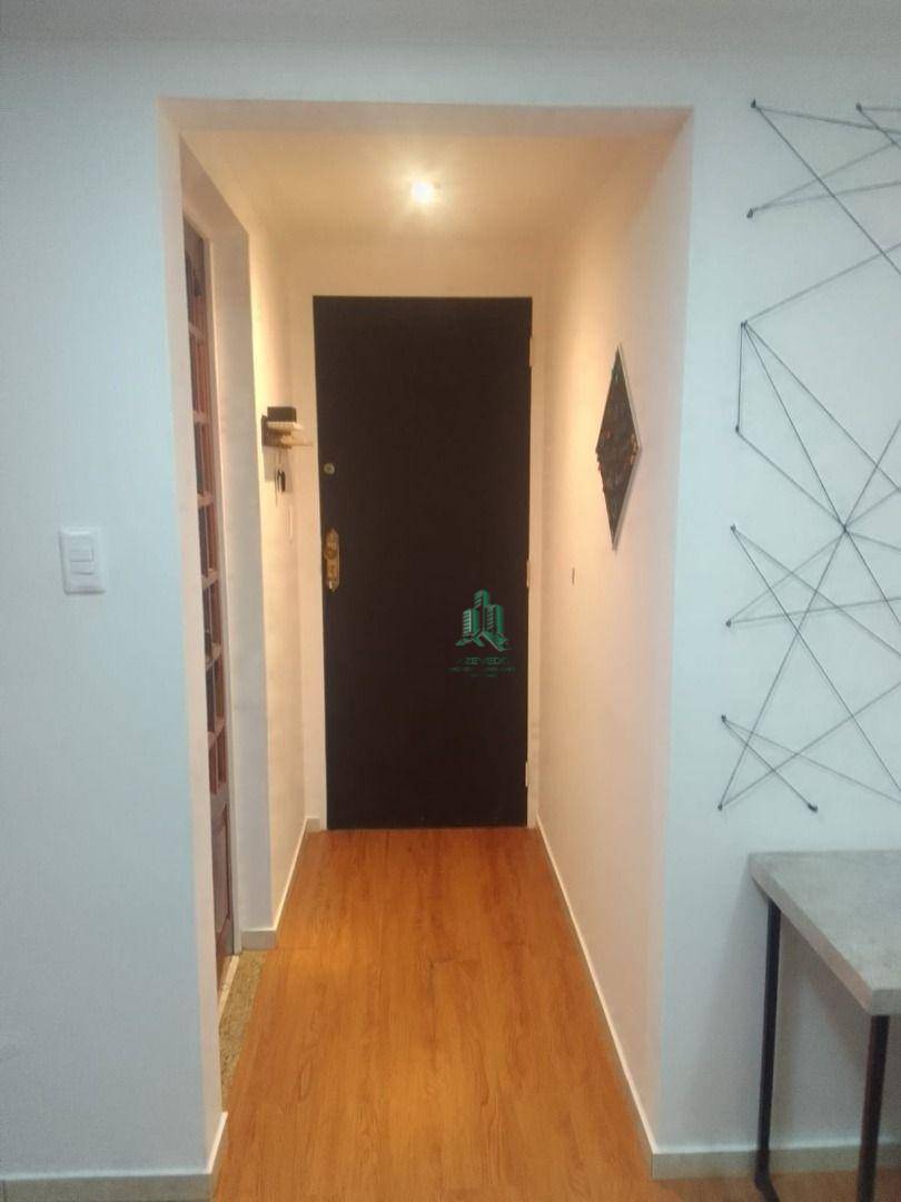 Apartamento à venda com 2 quartos, 64m² - Foto 13