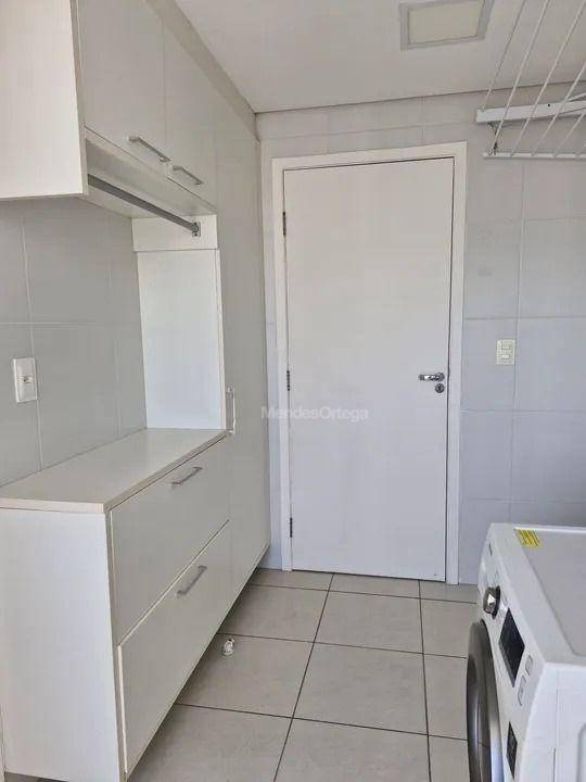 Apartamento à venda com 3 quartos, 167m² - Foto 11